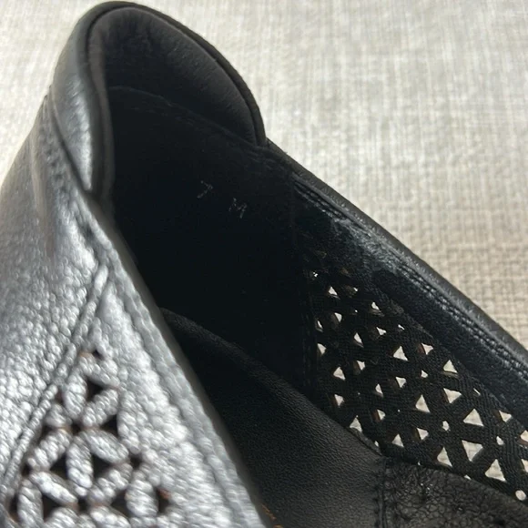 Sesto Meucci made in Italy perforated black loafers Sizee 7 - Picture 11 of 11